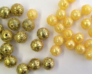 画像2: ヴィンテージ/ドイツ/プラスチック/ゴールドシュガー/約12mm（1個）